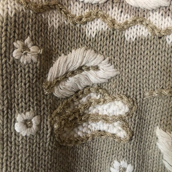 Vintage 90s tan cream Floral Fall Holiday Embroidered Knit sweater Gold poms - Picture 5 of 8